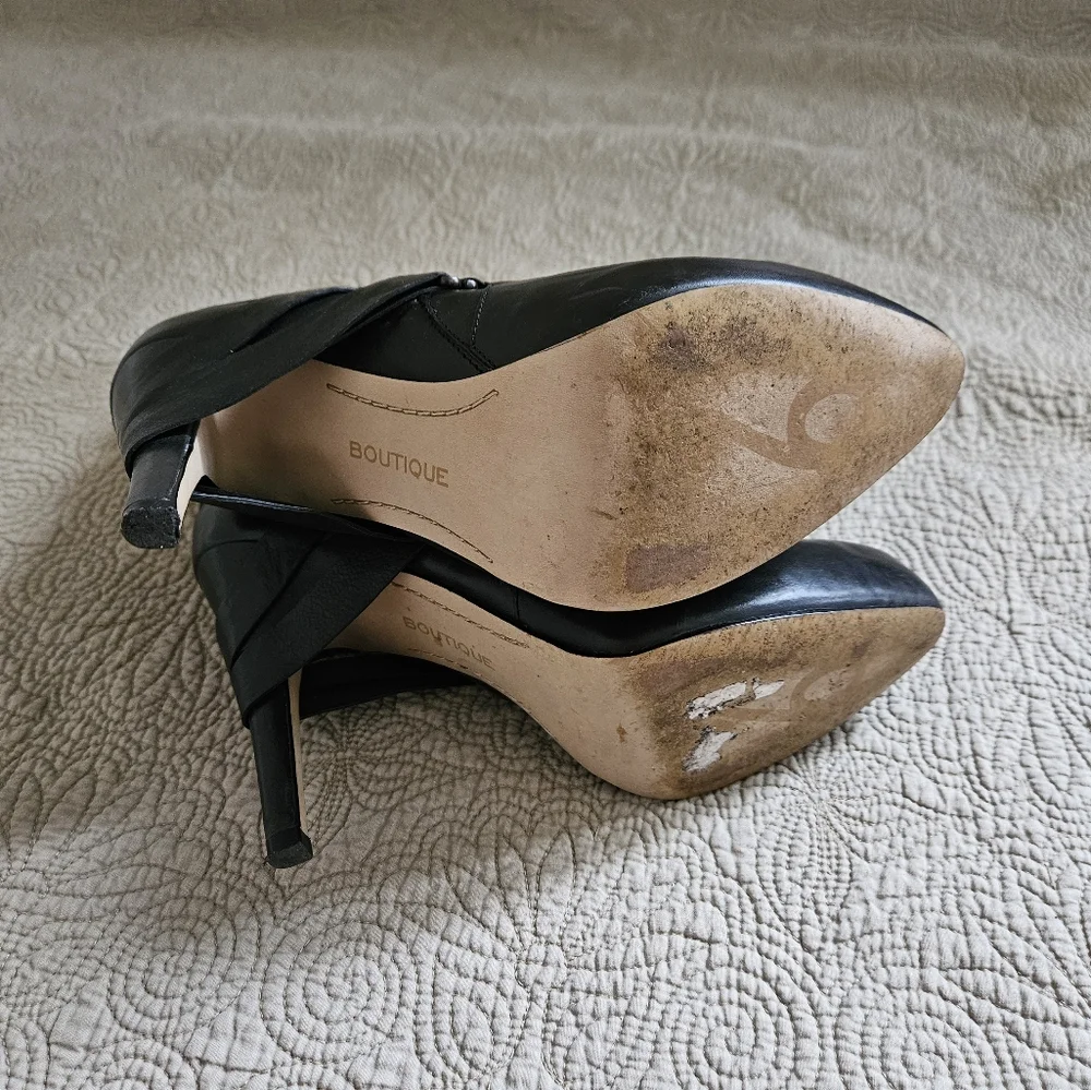 Black Boutique 9 Heeled Boots womens 9M - Picture 7 of 7